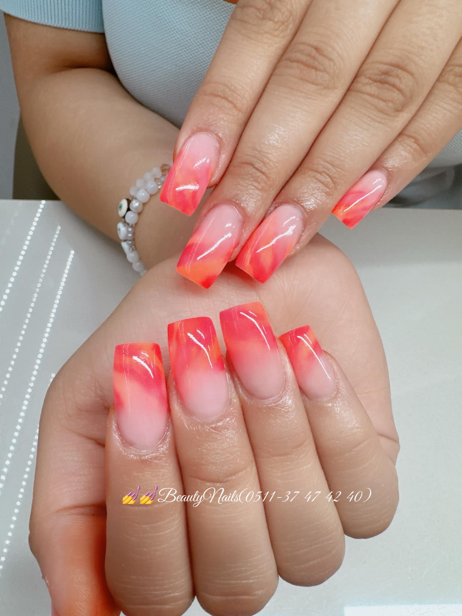 Nageldesign mit Glitzer - Beauty Nails Hannover